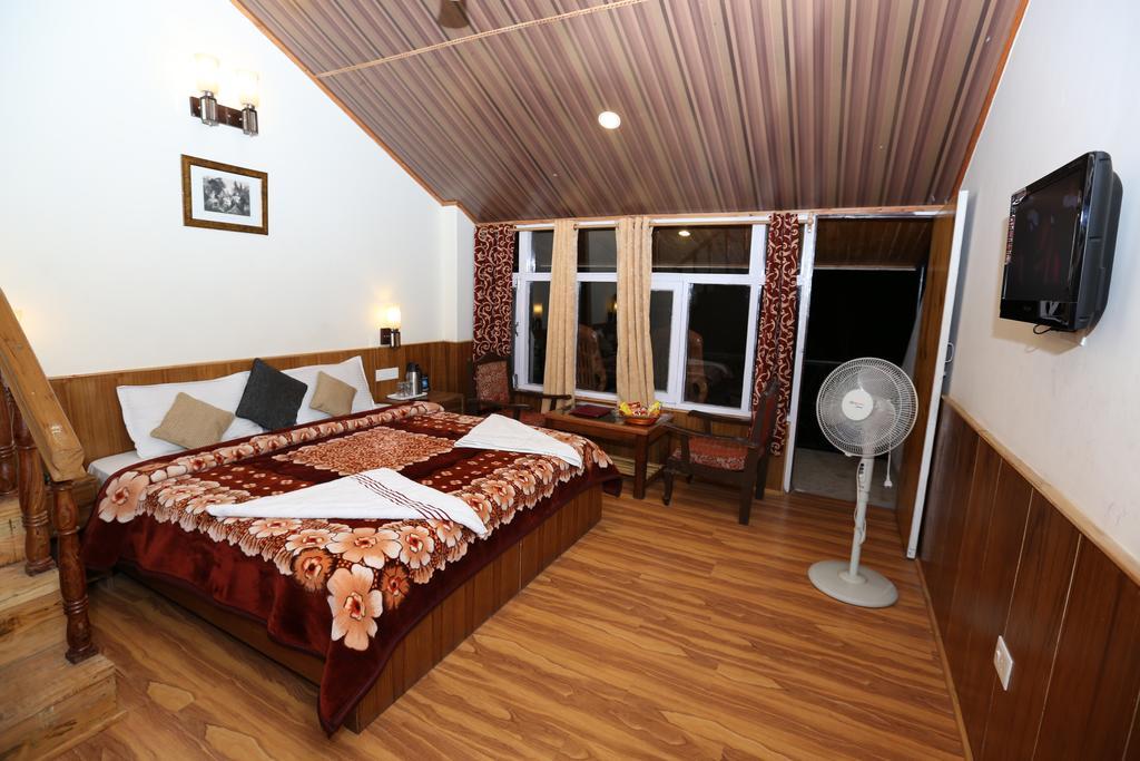 Hotel Natraj Manali Dharamshala Quarto foto